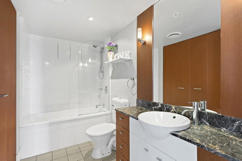 Beach Stay - Ocean & Riverview Resort Chevron Renaissance Central Surfers Paradise - Accommodation in Brisbane 6