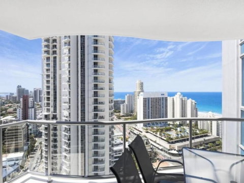 Beach Stay - Ocean & Riverview Resort Chevron Renaissance Central Surfers Paradise - Accommodation in Brisbane 25