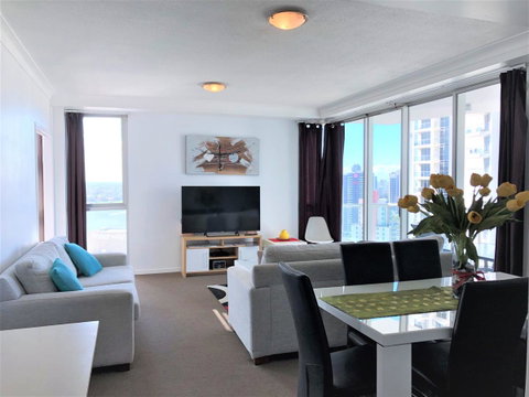 Beach Stay - Ocean & Riverview Resort Chevron Renaissance Central Surfers Paradise - Accommodation in Brisbane 17