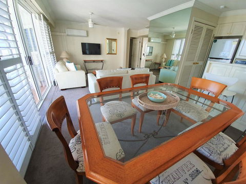 Broadbeach Holiday Apartments - Accommodation in Brisbane 15
