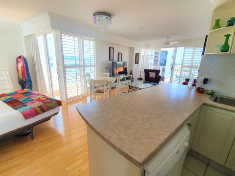 Broadbeach Holiday Apartments - Accommodation in Brisbane 9