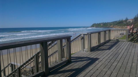 Beach House On Tradewinds Avenue - Accommodation in Brisbane 14
