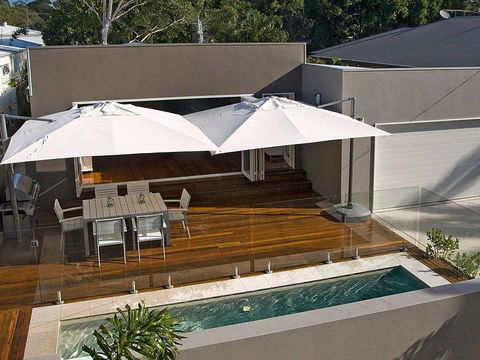 Beach House On Tradewinds Avenue - Accommodation in Brisbane 10