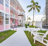 The Pink Hotel Coolangatta - Accommodation in Brisbane