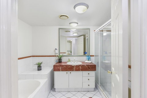 APR Private SUITES MOROC By The Beach - Accommodation in Brisbane 28