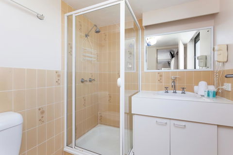 Capricornia Apartments - Accommodation in Brisbane 9