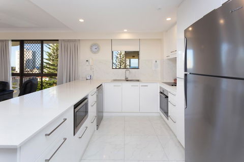 Capricornia Apartments - Accommodation in Brisbane 3