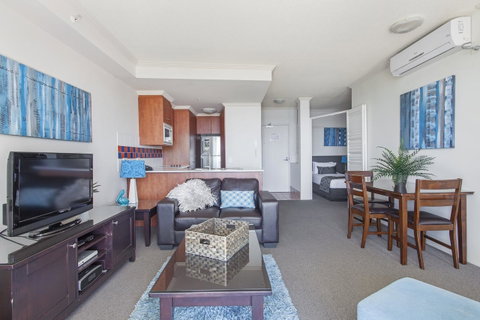 Crystal Bay On The Broadwater - Accommodation in Brisbane 36