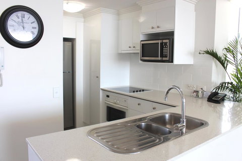 Crystal Bay On The Broadwater - Accommodation in Brisbane 15