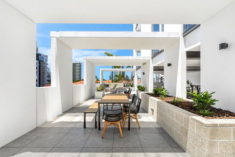 Qube Broadbeach Ocean View Apartments - Accommodation in Brisbane 5