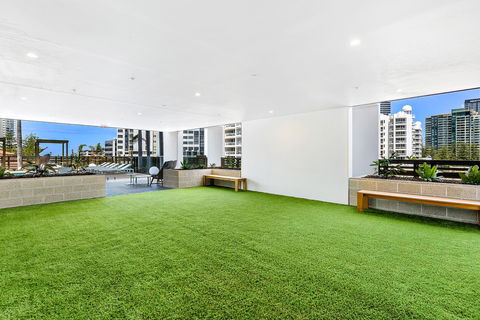 Qube Broadbeach Ocean View Apartments - Accommodation in Brisbane 6
