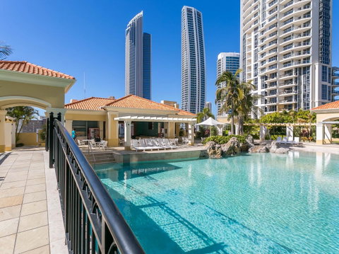 Towers Of Chevron - Private Apartment - Accommodation in Brisbane 11