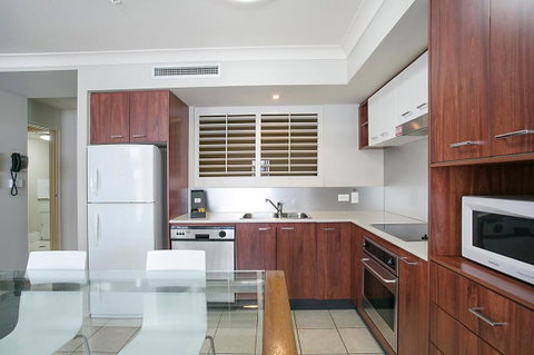 Towers Of Chevron - Private Apartment - Accommodation in Brisbane 3