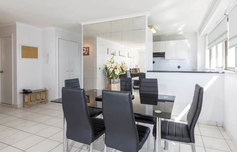 South Pacific Plaza - Official - Accommodation in Brisbane 19