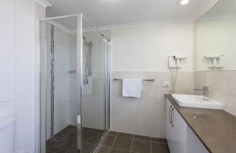 South Pacific Plaza - Official - Accommodation in Brisbane 9