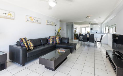 South Pacific Plaza - Official - Accommodation in Brisbane 18