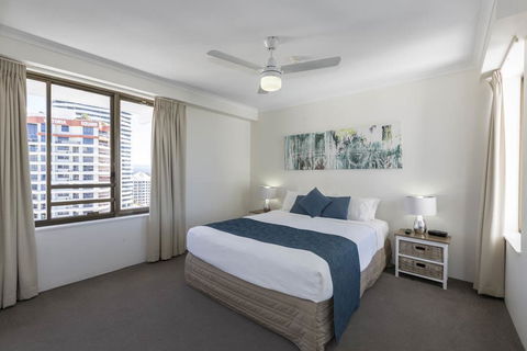 South Pacific Plaza - Official - Accommodation in Brisbane 10