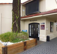 Burke  Wills Motor Inn - Accommodation in Brisbane