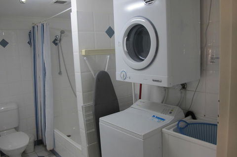 Grangewood Court Apartments - Accommodation in Brisbane 26