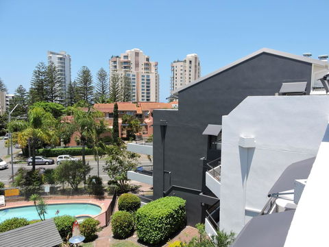 Grangewood Court Apartments - Accommodation in Brisbane 9