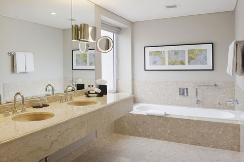 Sofitel Brisbane Central - Accommodation in Brisbane 14