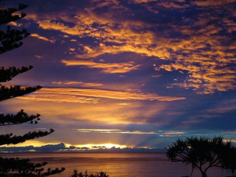Burleigh Beach Tower - Accommodation in Brisbane 13