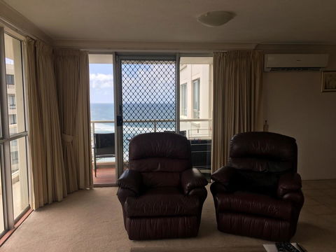 Burleigh Beach Tower - Accommodation in Brisbane 2