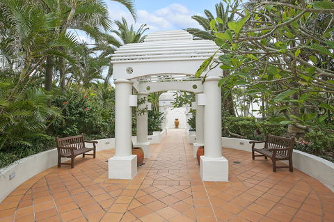 ULTIQA Burleigh Mediterranean Resort - Accommodation in Brisbane 18