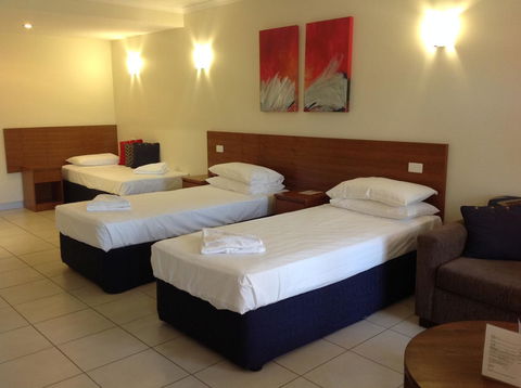 Cairns Queenslander Hotel & Apartments - Accommodation in Brisbane 28