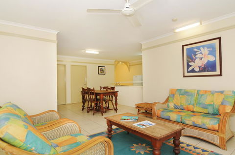 Cairns Queenslander Hotel & Apartments - Accommodation in Brisbane 14