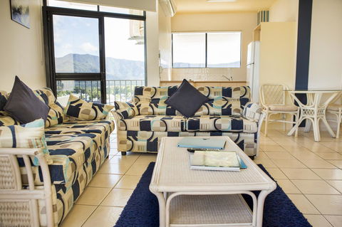 Amaroo At Trinity - Accommodation in Brisbane 25