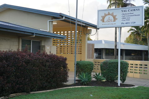 YAL Cairns - A Motel That Makes A Difference - Accommodation in Brisbane 37