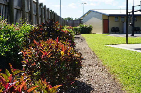 YAL Cairns - A Motel That Makes A Difference - Accommodation in Brisbane 40