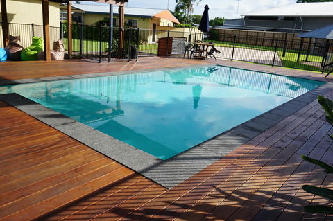 YAL Cairns - A Motel That Makes A Difference - Accommodation in Brisbane 10
