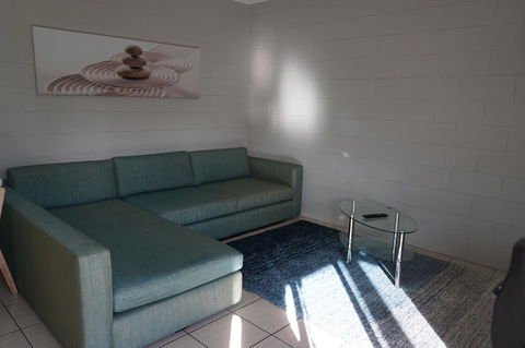 YAL Cairns - A Motel That Makes A Difference - Accommodation in Brisbane 22
