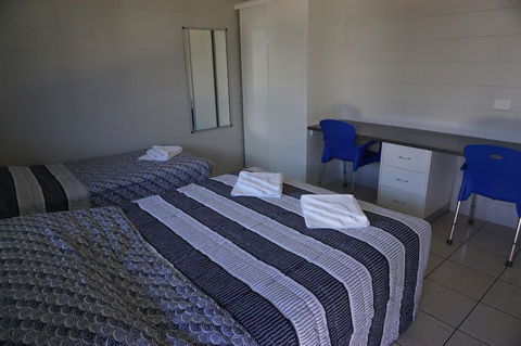 YAL Cairns - A Motel That Makes A Difference - Accommodation in Brisbane 32