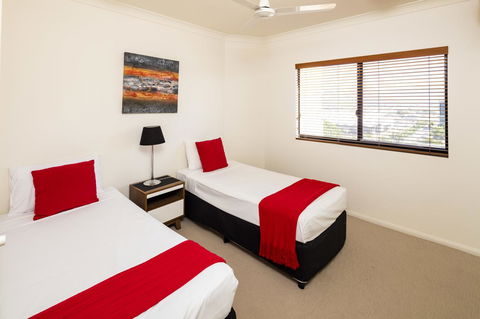 Jack And Newell Holiday Apartments - Accommodation in Brisbane 21