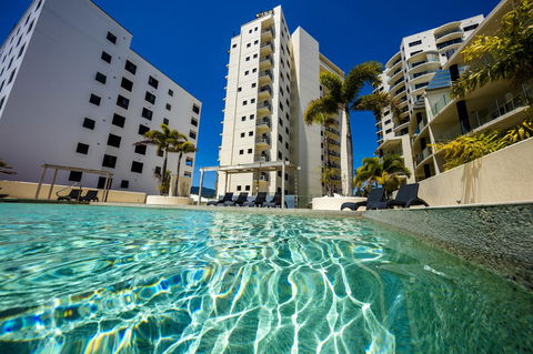 Jack And Newell Holiday Apartments - Accommodation in Brisbane 2