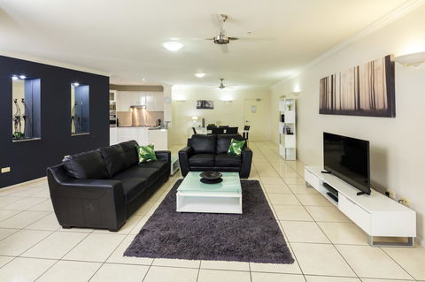 Jack And Newell Holiday Apartments - Accommodation in Brisbane 26