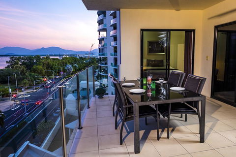 Jack And Newell Holiday Apartments - Accommodation in Brisbane 33