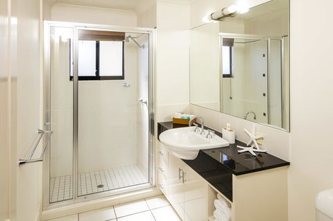 Jack And Newell Holiday Apartments - Accommodation in Brisbane 24
