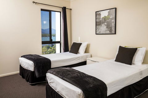 Jack And Newell Holiday Apartments - Accommodation in Brisbane 39