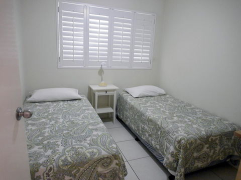 Cylinder Beach Mooloomba Unit 3 - Accommodation in Brisbane 8