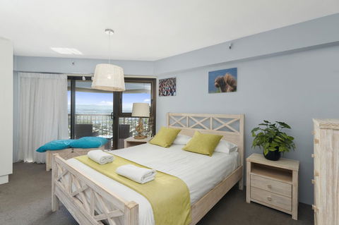 Burleigh Esplanade Apartments - Accommodation in Brisbane 17