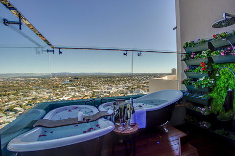 Burleigh Esplanade Apartments - Accommodation in Brisbane 8