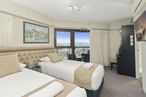 Burleigh Esplanade Apartments - Accommodation in Brisbane 34