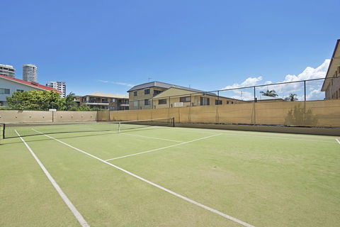 Burleigh Esplanade Apartments - Accommodation in Brisbane 15