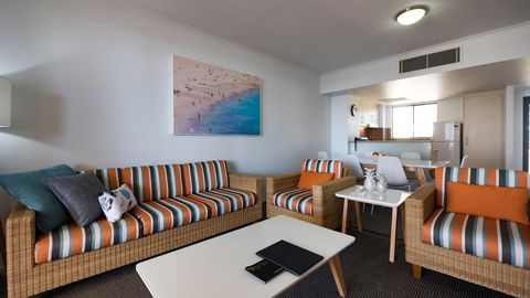 Swell Resort Burleigh Heads - Accommodation in Brisbane 9