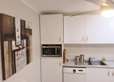Shasta Place - Accommodation in Brisbane 21