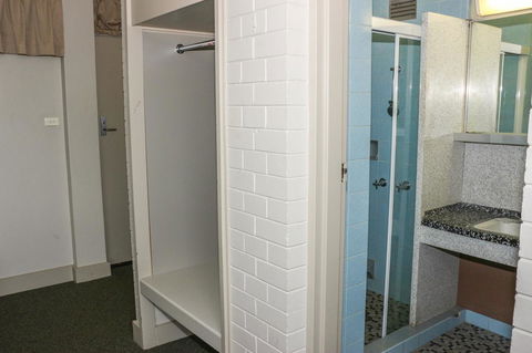 Brighton Hotel - Accommodation in Brisbane 10